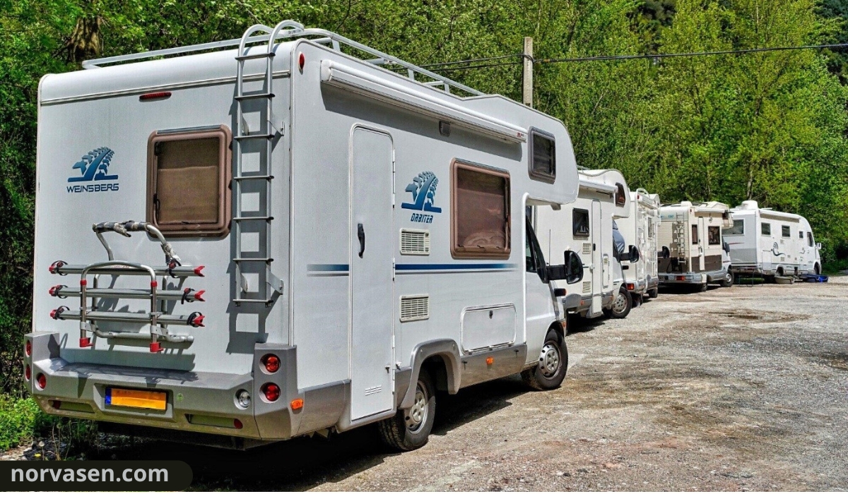 Benefits of Indoor Boat and RV Storage